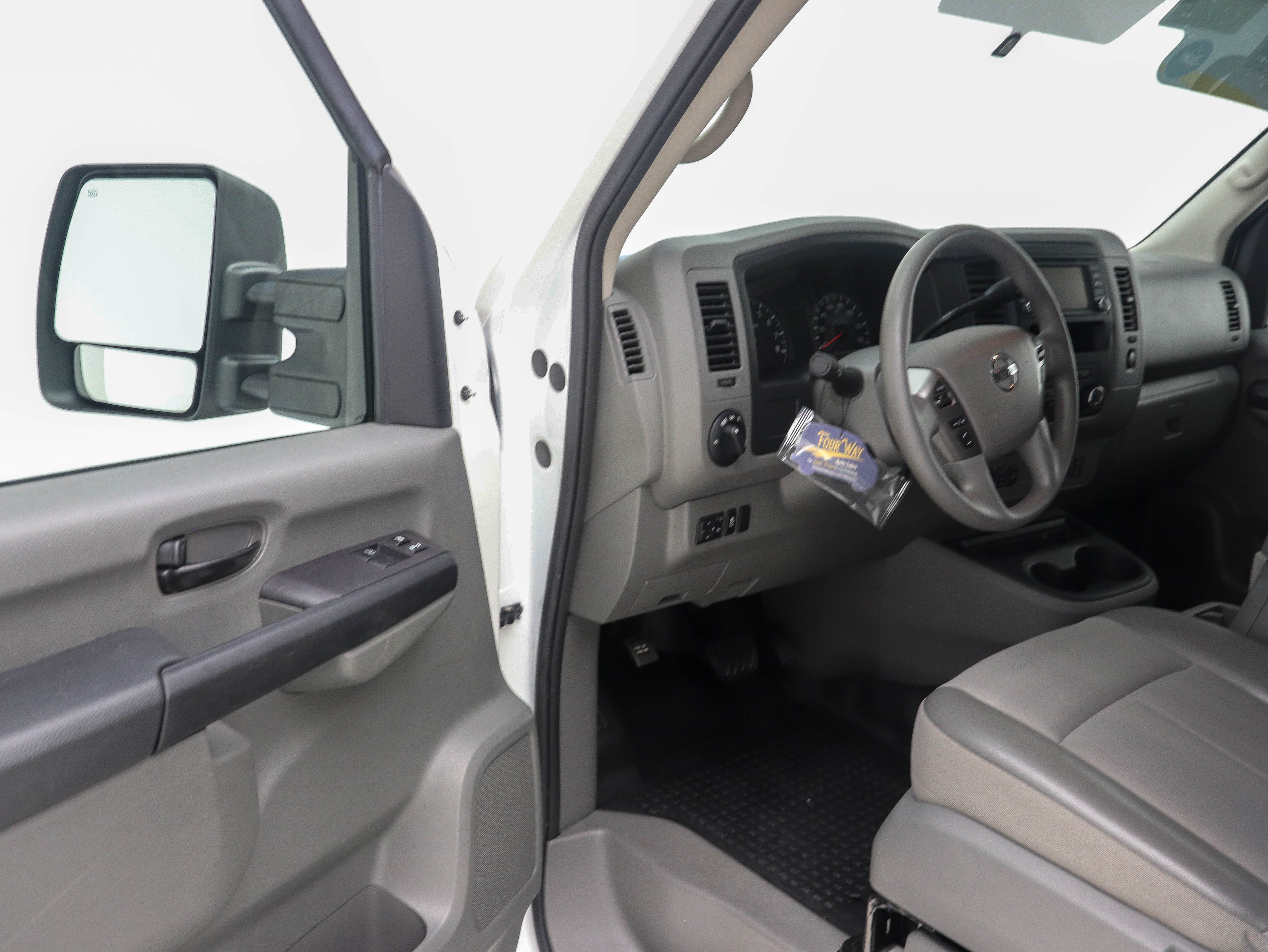 Used 2019 Nissan NV 3500 SV w/ Navigation Package RWD image 20