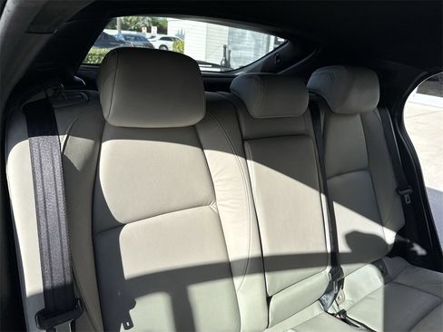 Used 2019 MAZDA MAZDA3 Hatchback w/ Preferred Package image 47