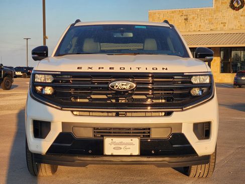 New 2026 Ford Expedition Max Platinum w/ Stealth Appearance Package image 6