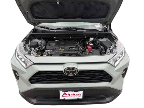 Used 2021 Toyota RAV4 XLE Premium AWD/4WD image 18