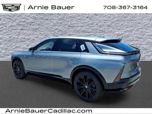 New 2026 Cadillac Lyriq Sport w/ LPO, ONYX Package AWD/4WD image 8