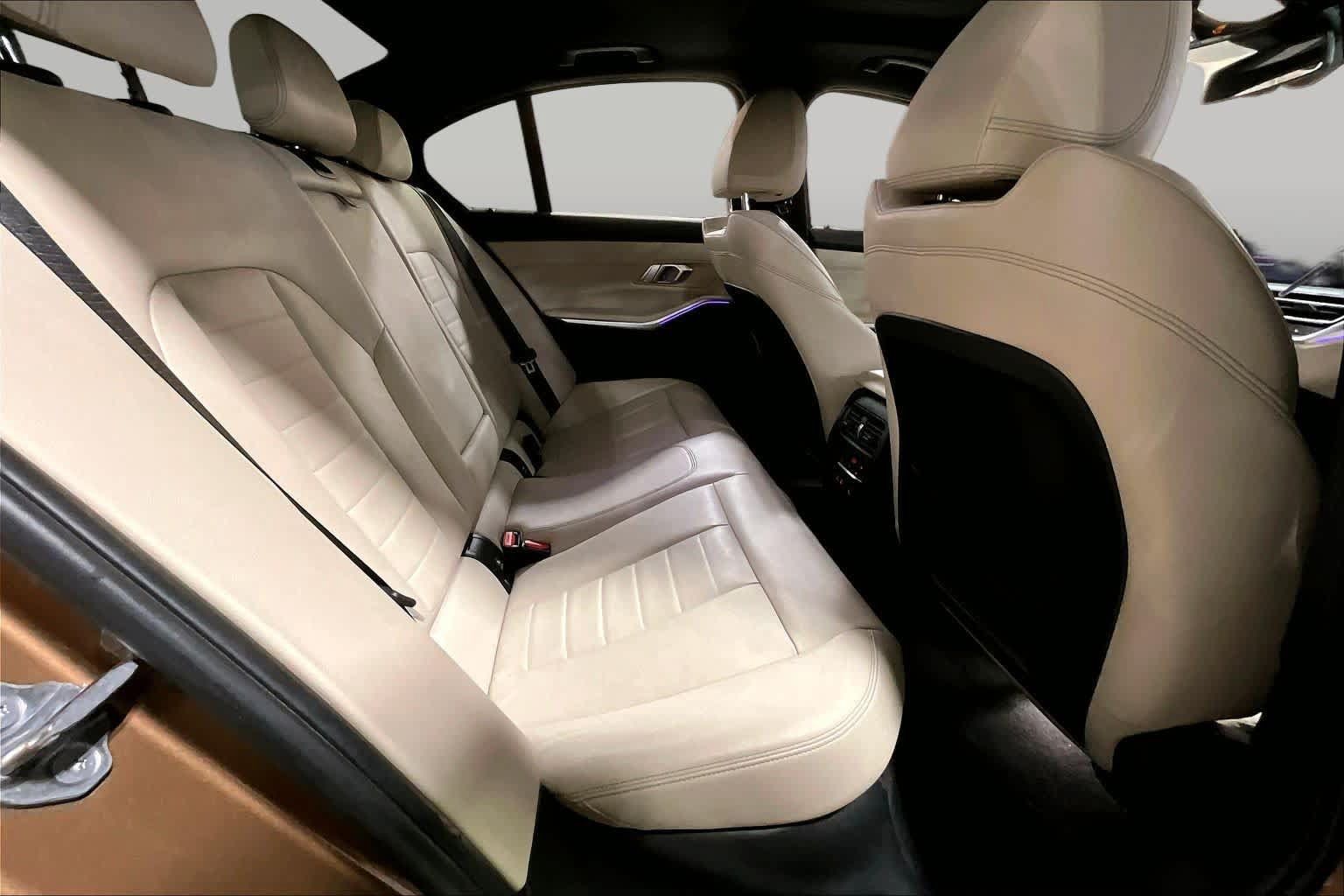 Used 2019 BMW 330i xDrive Sedan w/ Premium Package AWD/4WD image 20