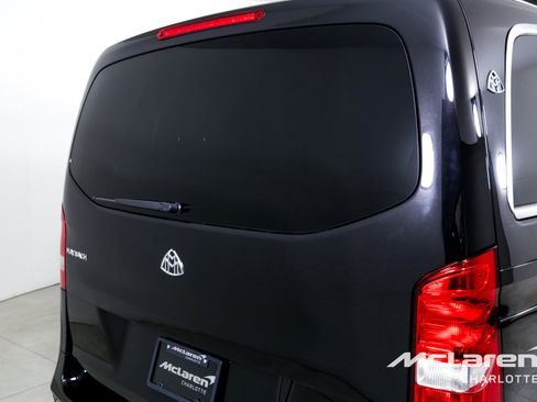 Used 2018 Mercedes-Benz Metris Passenger image 36