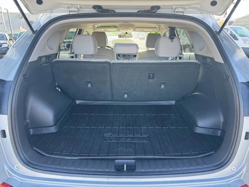 Used 2018 Hyundai Tucson SE AWD/4WD image 27
