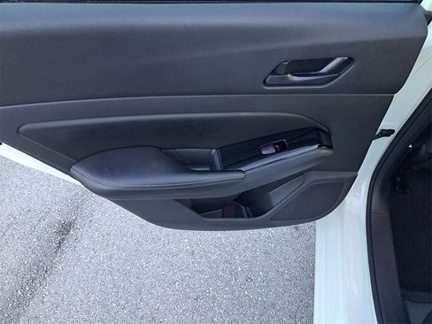 Certified 2023 Nissan Altima 2.5 SV image 11