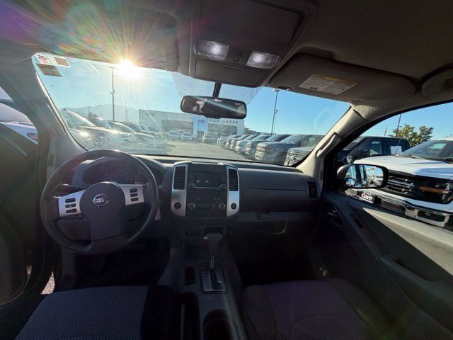 Used 2017 Nissan Frontier SV AWD/4WD image 16
