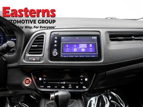 Used 2019 Honda HR-V EX image 12