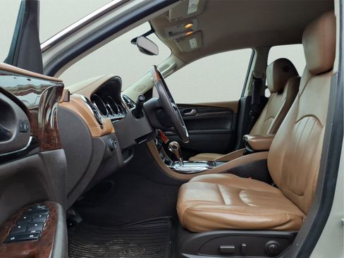 Used 2014 Buick Enclave Leather image 18