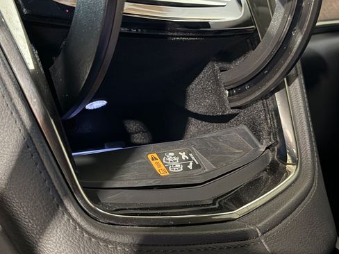 Used 2019 Cadillac CTS Luxury RWD image 25