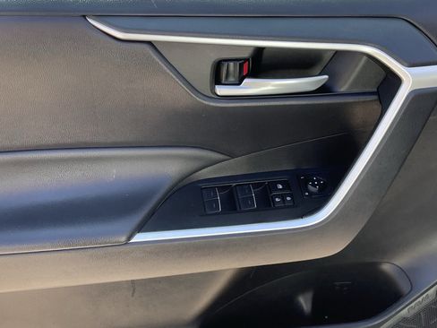 Used 2023 Toyota RAV4 XLE image 20