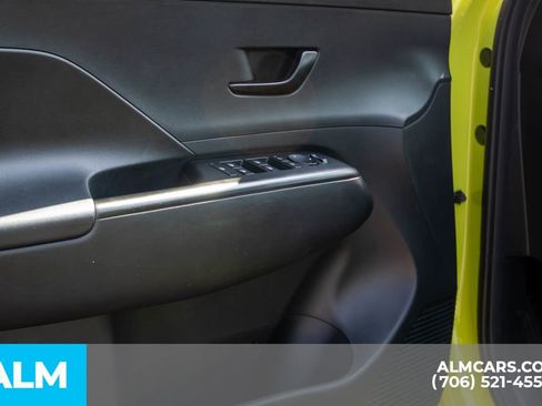Used 2024 Hyundai Kona SEL image 22