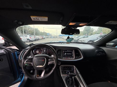 Used 2019 Dodge Challenger GT image 12