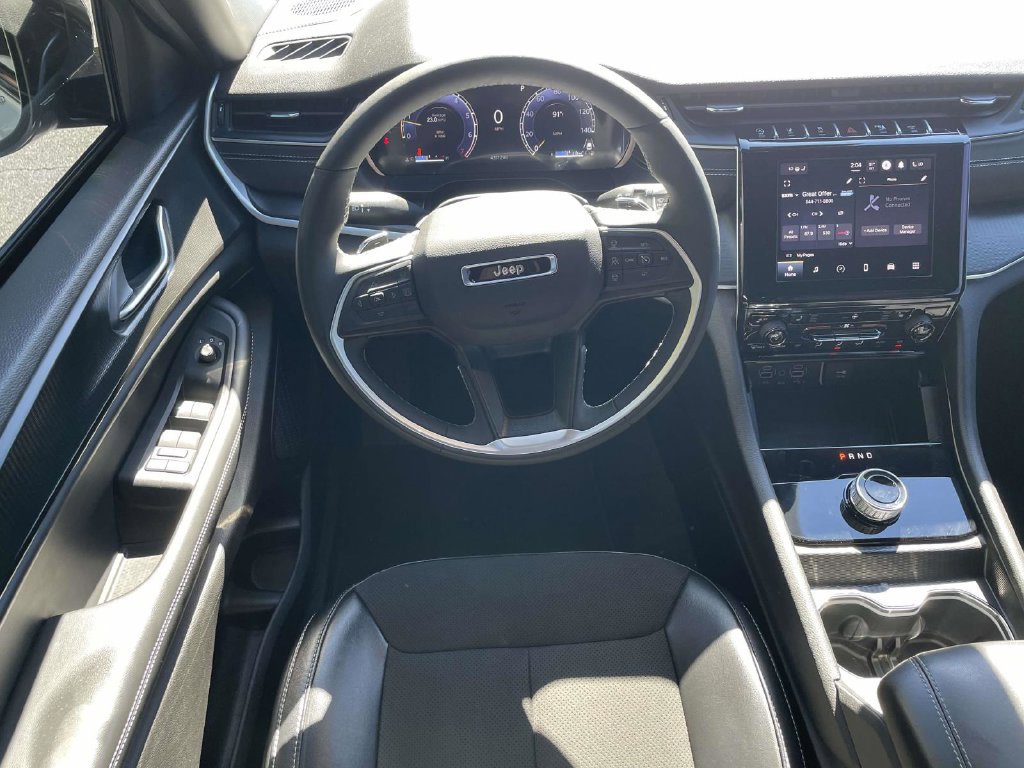 Certified 2024 Jeep Grand Cherokee Altitude RWD image 21