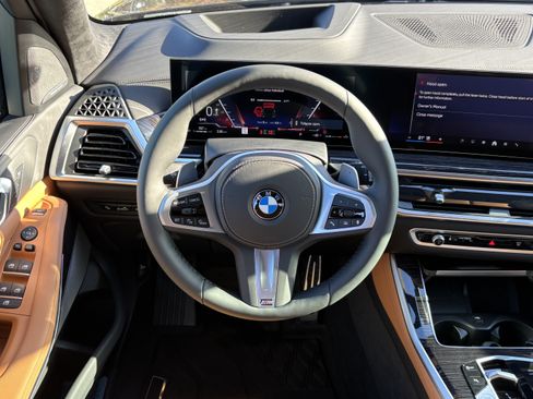 Used 2026 BMW X5 xDrive40i w/ M Sport Package AWD/4WD image 18
