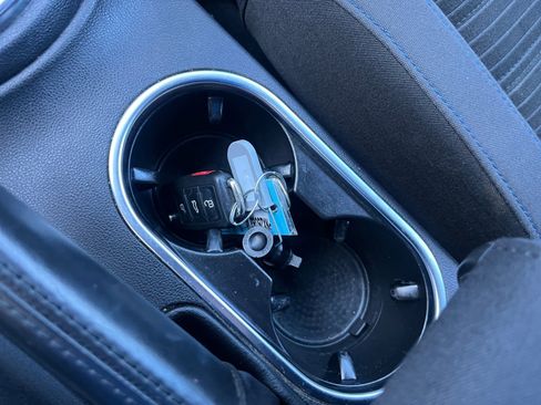 Used 2013 Volkswagen Beetle 2.0T image 30