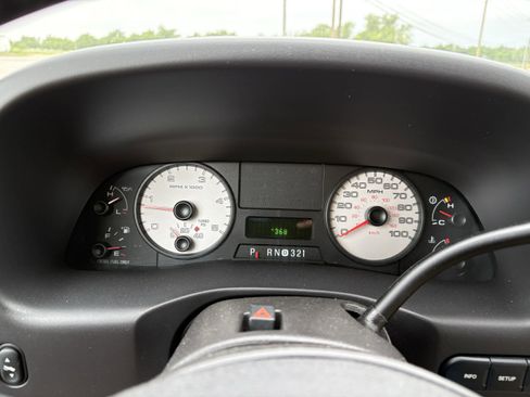 Used 2005 Ford F350 Lariat AWD/4WD image 19