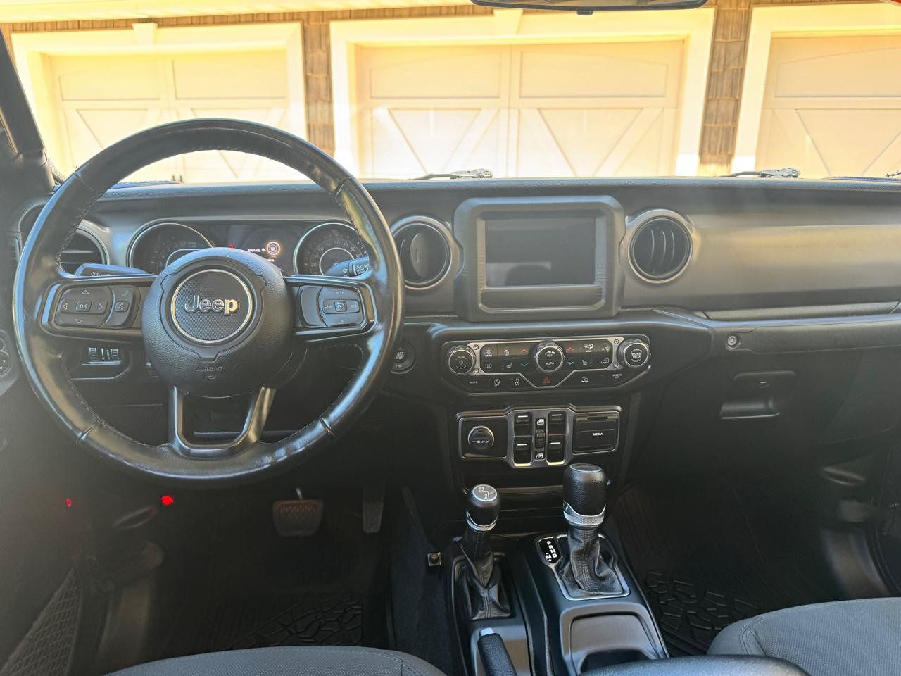 Used 2021 Jeep Gladiator Sport AWD/4WD image 14