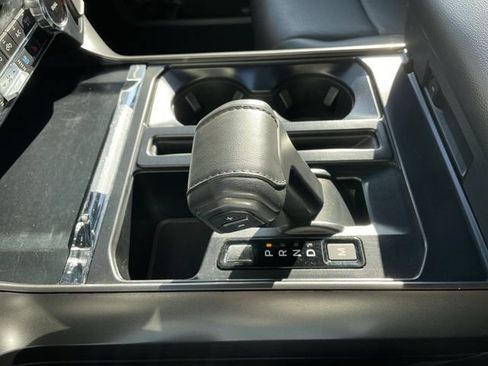 Used 2025 Ford F150 Lariat AWD/4WD image 20