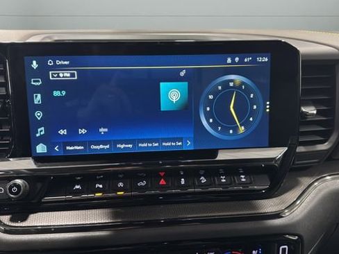 Used 2024 Chevrolet Silverado 1500 ZR2 w/ Technology Package image 17