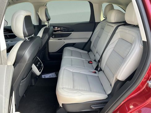 New 2026 Lincoln Nautilus Reserve image 27