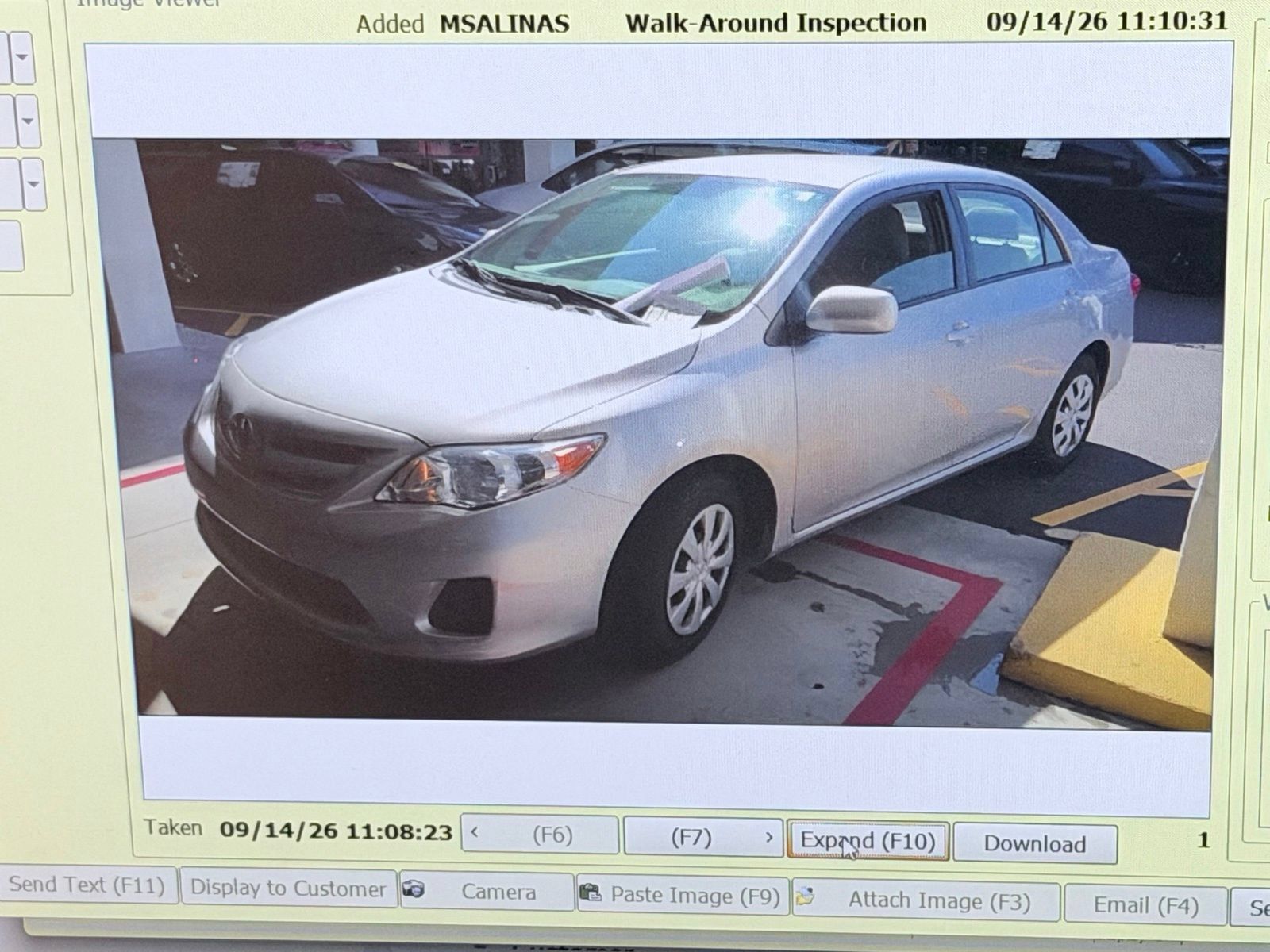 Used 2011 Toyota Corolla LE FWD image 2