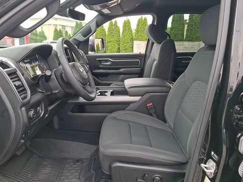Used 2025 RAM 1500 Big Horn AWD/4WD image 14