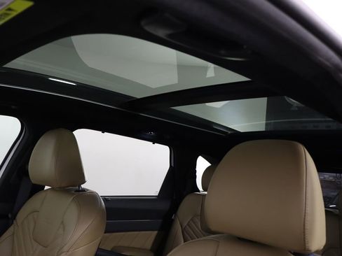 Used 2024 Kia Sorento SX Prestige w/ Olive Brown Leather Package image 27