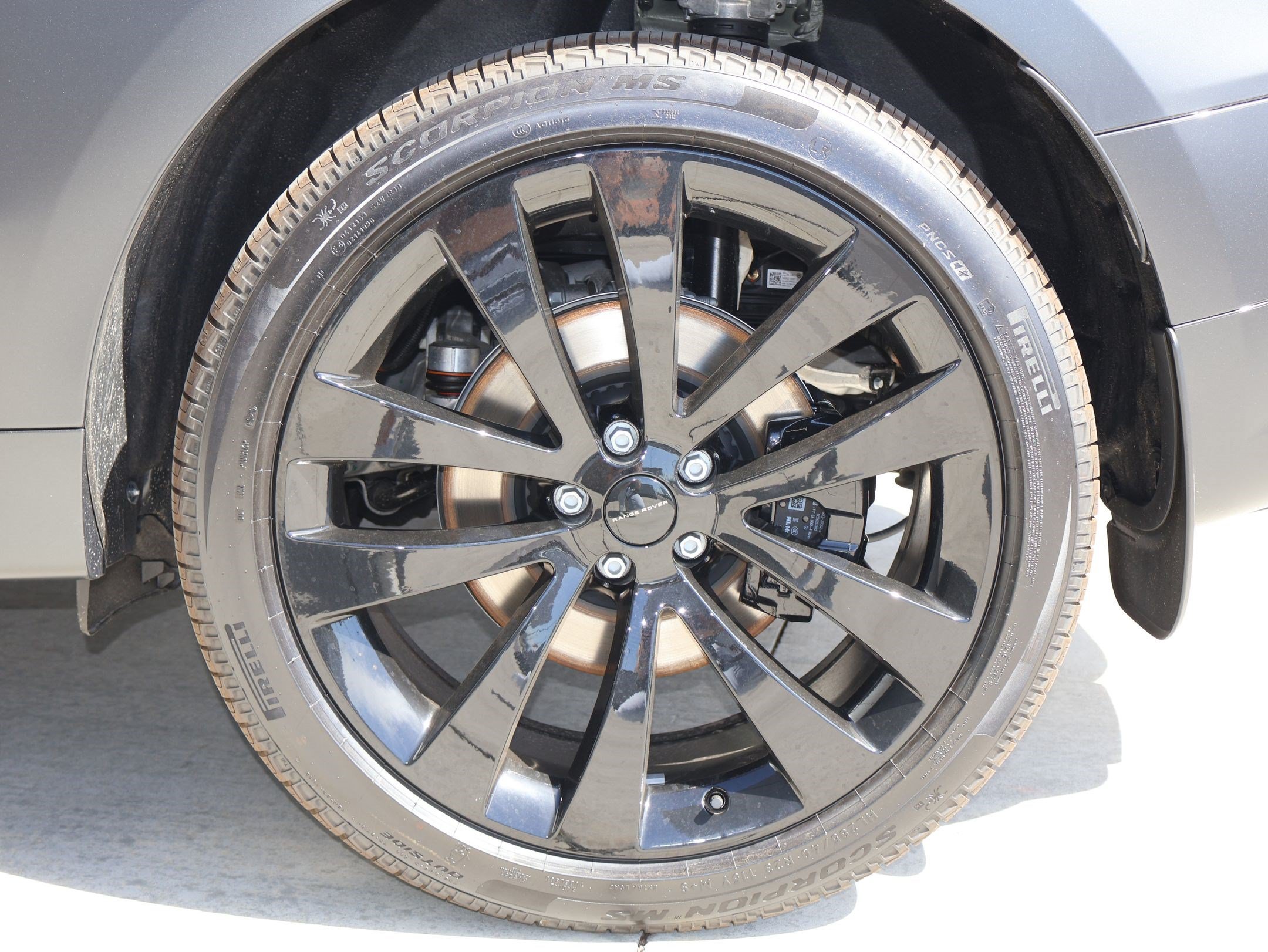 New 2026 Land Rover Range Rover Sport Dynamic SE AWD/4WD image 19