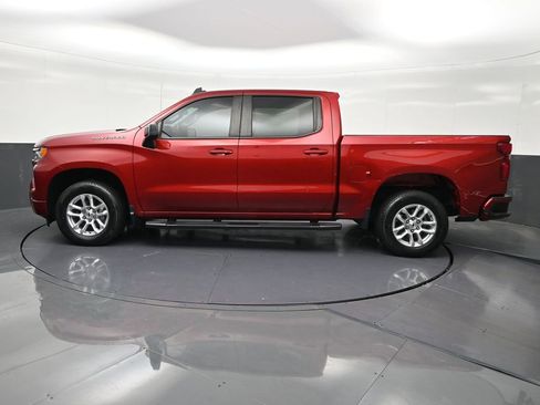 Used 2023 Chevrolet Silverado 1500 RST RWD image 2