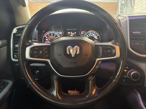 Used 2020 RAM 1500 Big Horn AWD/4WD image 16
