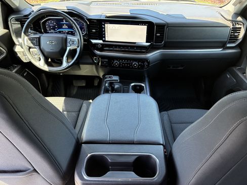 Used 2024 Chevrolet Silverado 1500 RST w/ Convenience Package II AWD/4WD image 19