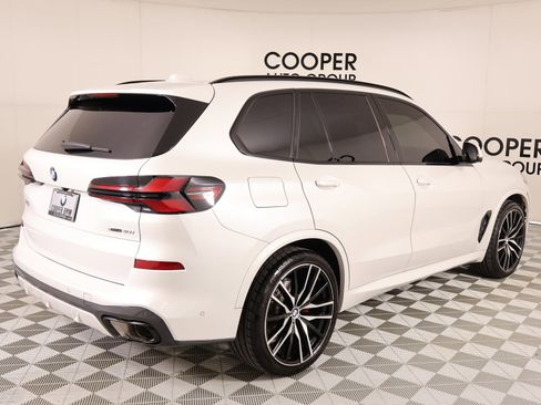 Used 2024 BMW X5 xDrive40i w/ Executive Package image 22