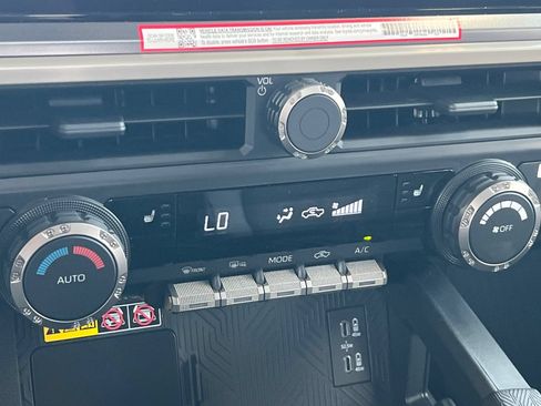 New 2026 Toyota Tacoma TRD Off-Road w/ TRD Off Road Upgrade Package AWD/4WD image 16
