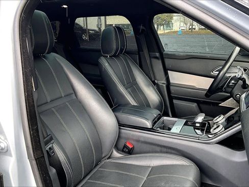 Used 2021 Land Rover Range Rover Velar R-Dynamic S image 8