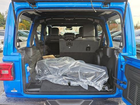 New 2025 Jeep Wrangler Sahara image 16