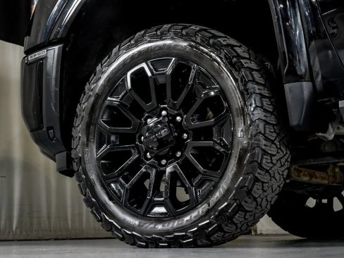 Used 2024 GMC Sierra 2500 Denali Ultimate AWD/4WD image 56