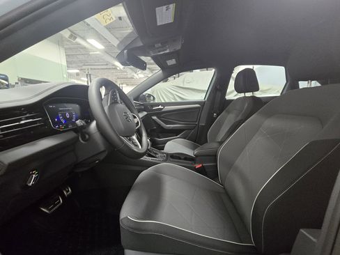 New 2025 Volkswagen Jetta Sport image 3