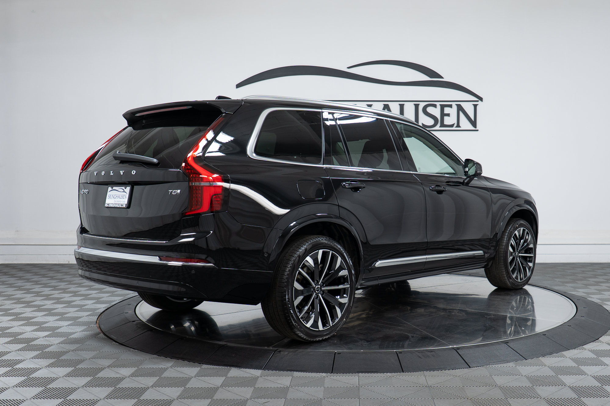 New 2026 Volvo XC90 T8 Plus w/ Protection Package Premier AWD/4WD image 5