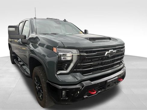 Used 2025 Chevrolet Silverado 2500 LT w/ Trail Boss Package AWD/4WD image 33