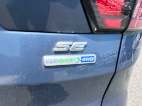 Used 2018 Ford Escape SE w/ SE Sync 3 Package AWD/4WD image 8