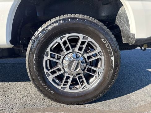 Used 2024 Ford F250 Limited w/ FX4 Off-Road Package image 5