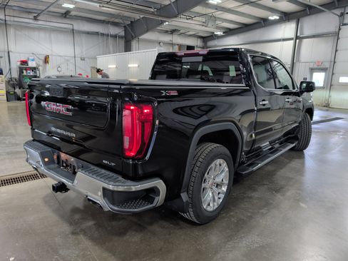 Used 2020 GMC Sierra 1500 SLT w/ SLT Premium Plus Package AWD/4WD image 3