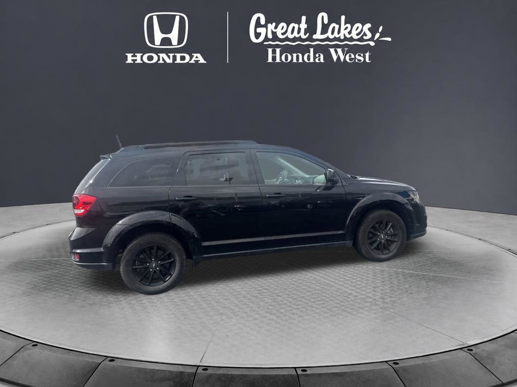 Used 2019 Dodge Journey SE w/ Blacktop Package FWD image 8