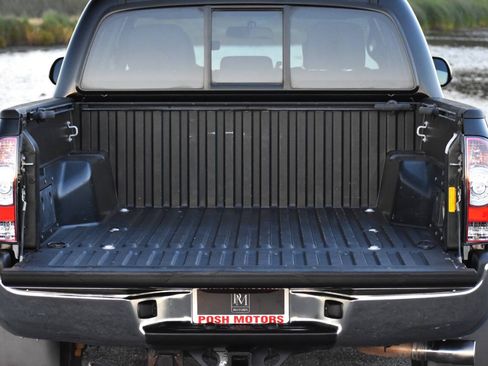 Used 2015 Toyota Tacoma 4x4 Double Cab w/ TRD Off-Road Package image 19