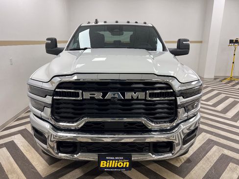 New 2026 RAM 2500 Big Horn AWD/4WD image 14