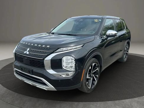 Used 2022 Mitsubishi Outlander SEL Black Edition AWD/4WD image 1