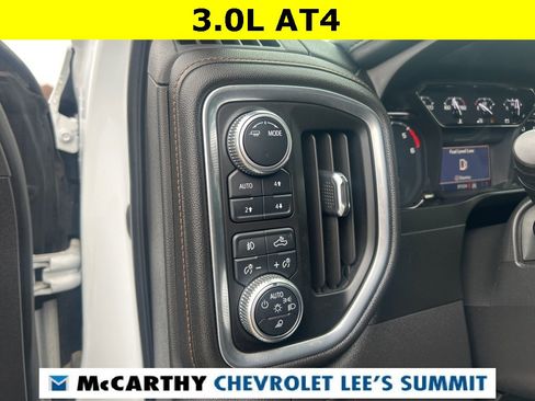 Used 2021 GMC Sierra 1500 AT4 image 10