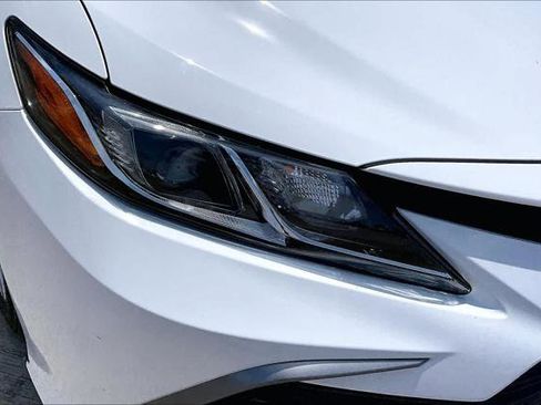Certified 2022 Toyota Camry LE FWD image 27