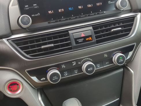 Used 2020 Honda Accord LX image 18