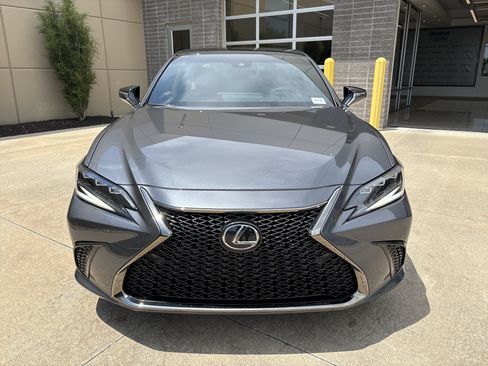 Used 2025 Lexus ES 350 w/ Accessory Package (Z1) FWD image 20